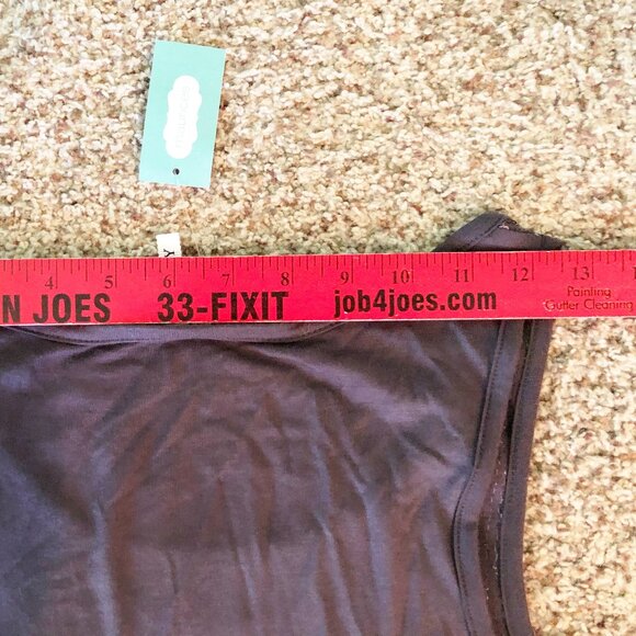 Studio Y Womens Sequined Sparkly Gray Scoop Neck Tank Top Stretchy Sz M - NWT - Picture 5 of 9